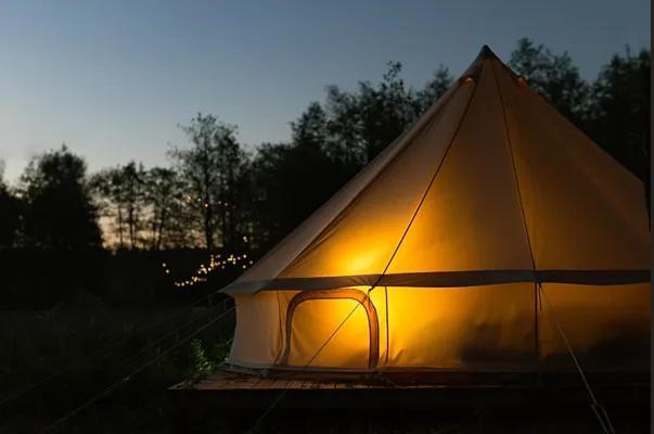 Luxe tent Buitenplaats De Oorsprong Brouwershaven