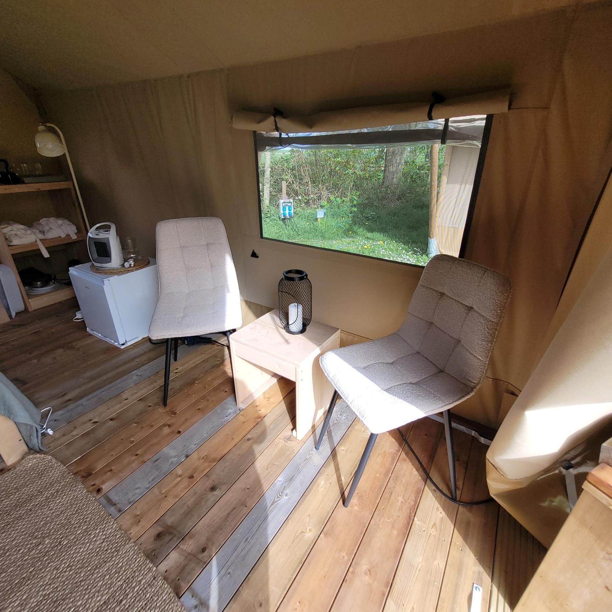 Luxe tent Buitenplaats De Oorsprong Brouwershaven